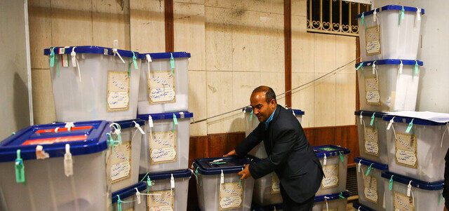 تجمیع صندوق های اخذ رای در فرمانداری اصفهان