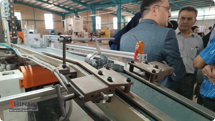 اقتدار قطعه ساز ایرانی خودرو در خاورمیانه | گلدن یاتاقان فراتر از ایران - شرکت قطعه سازی خودرو گلدن یاتاقان با تولید بیش از 145 نوع قطعه تولیدی به عنوان یکی از 3 شرکت برتر خاورمیانه در زمینه تولید این قطعات ، تامین کننده یاتاقان ایران خودرو و سایپا می باشد