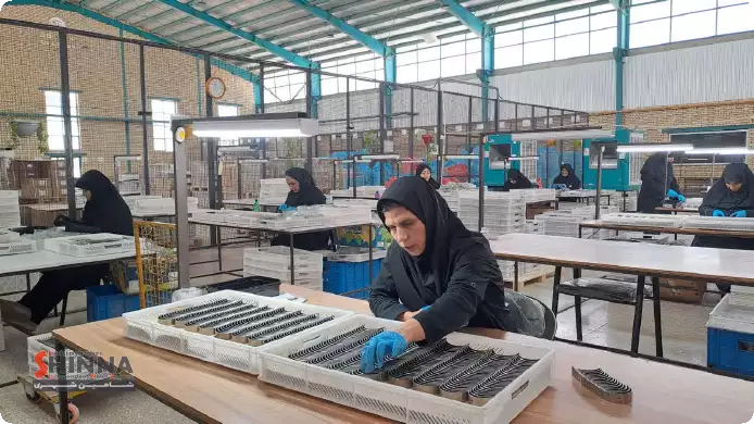 اقتدار قطعه ساز ایرانی خودرو در خاورمیانه | گلدن یاتاقان فراتر از ایران - شرکت قطعه سازی خودرو گلدن یاتاقان با تولید بیش از 145 نوع قطعه تولیدی به عنوان یکی از 3 شرکت برتر خاورمیانه در زمینه تولید این قطعات ، تامین کننده یاتاقان ایران خودرو و سایپا می باشد