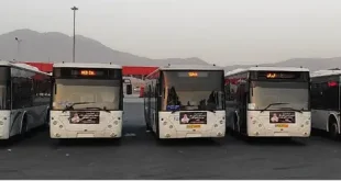 همراهی ناوگان حمل و نقل شهرداری شاهین‌شهر در مراسم تشییع رهبر شهید-1