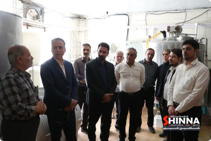 توزیع ۷۰۰ تن کود و خرید تضمینی ۴۳۴ تن گندم در گرگاب شهرستان شاهین شهر