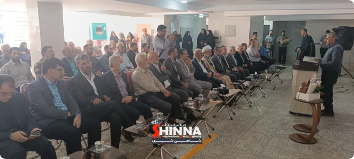 صاحبخانه شدن 12 احسان پذیر شهرستان شاهین شهر در هفته دولت ؛ هدف گذاری ساخت 3000 مسکن حمایتی