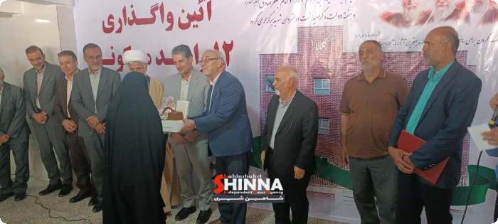 صاحبخانه شدن 12 احسان پذیر شهرستان شاهین شهر در هفته دولت ؛ هدف گذاری ساخت 3000 مسکن حمایتی