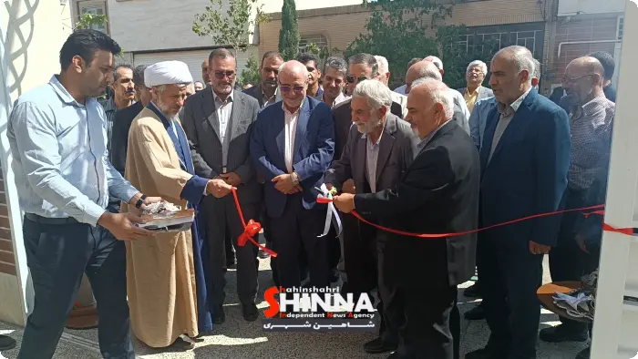 صاحبخانه شدن 12 احسان پذیر شهرستان شاهین شهر در هفته دولت ؛ هدف گذاری ساخت 3000 مسکن حمایتی